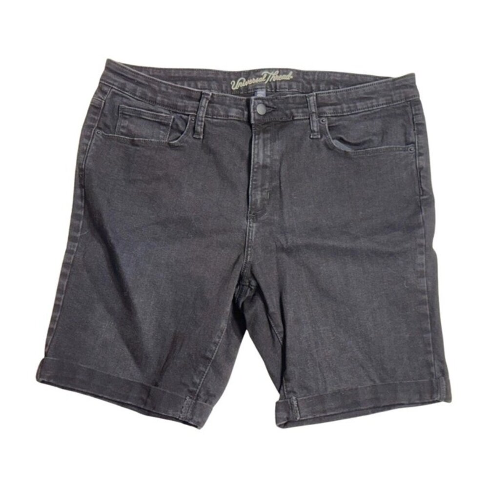 Universal Thread Black Denim Shorts Size 18 🌟👖